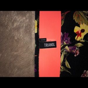 Never worn triangl bottoms. XL